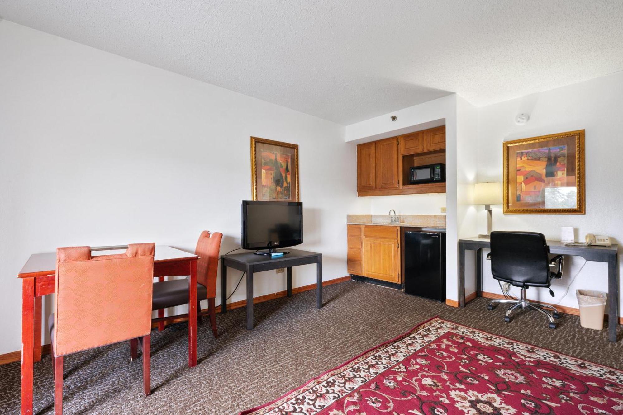 Chicago Club Inn & Suite Oakbrook Terrace Værelse billede