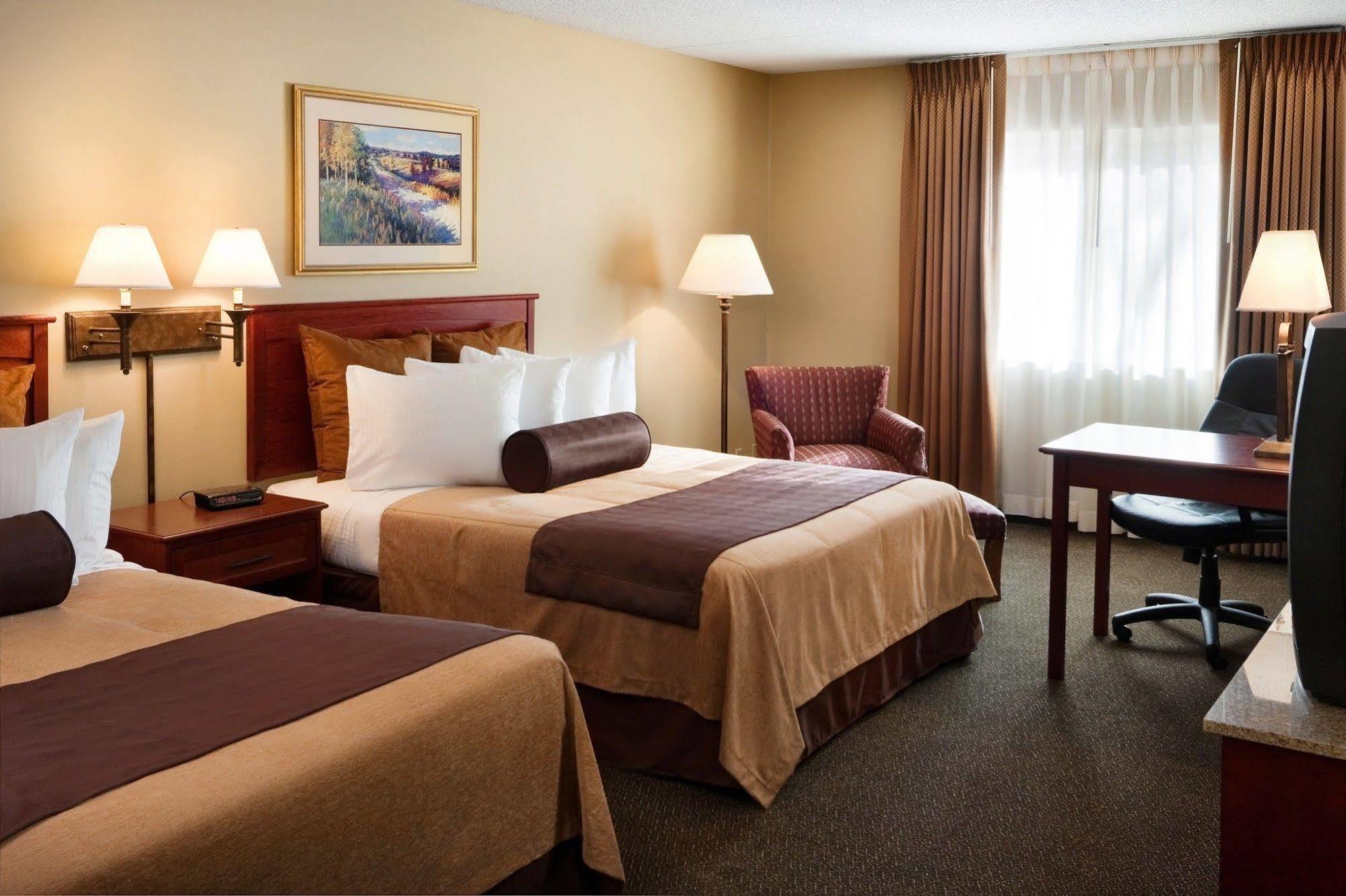 Chicago Club Inn & Suite Oakbrook Terrace Værelse billede